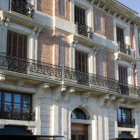 Façade of the Mercer Hotel Casa Torner i Güell